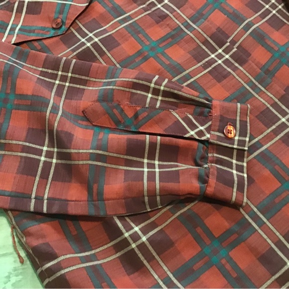 Schrader loose fit blouse.  Red and green plaid. - Picture 4 of 7